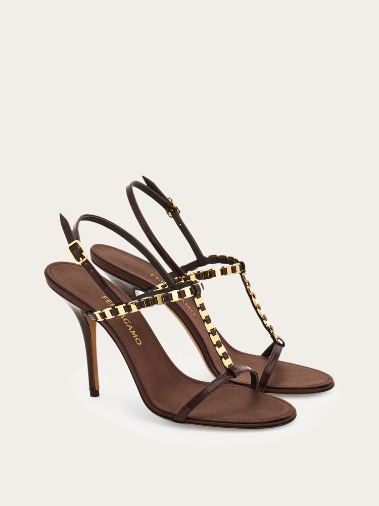 Vara chain T-strap sandal Gallery image 2