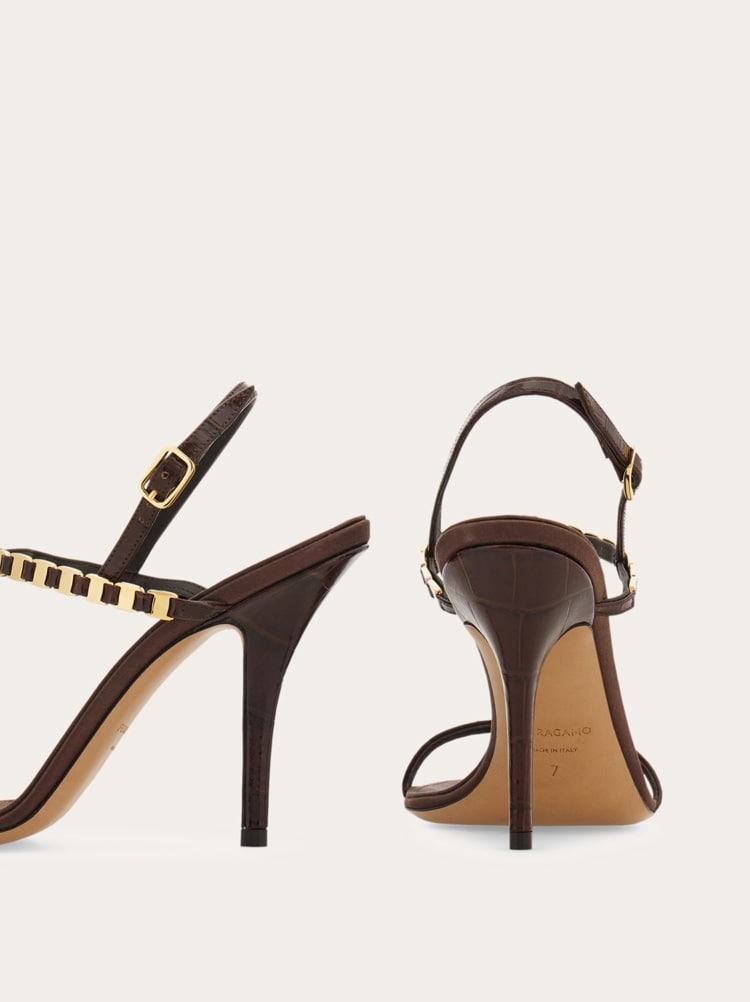 Vara chain T-strap sandal Gallery image 7