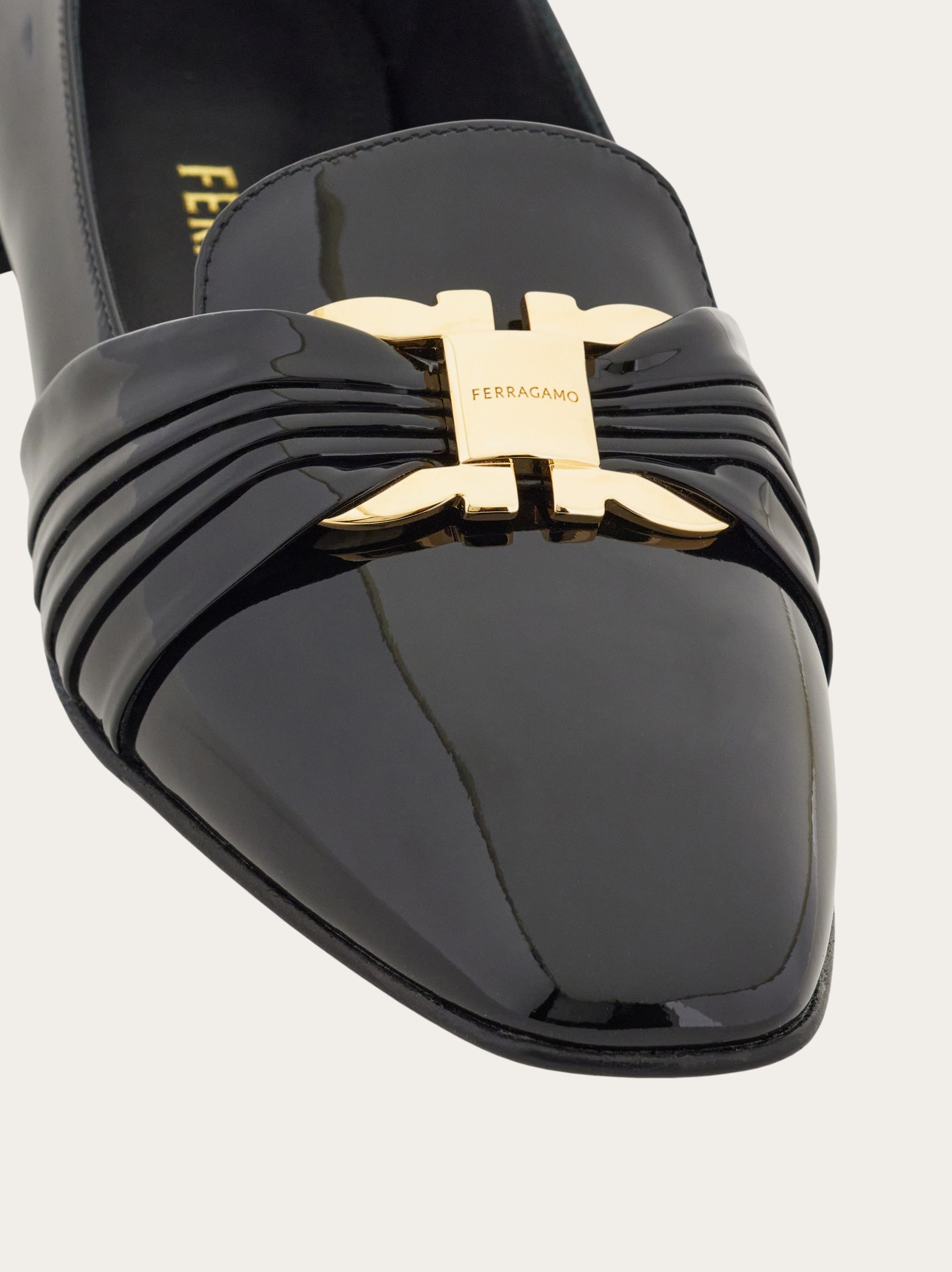 ガンチーニ モカシン - ウィメンズ | Ferragamo