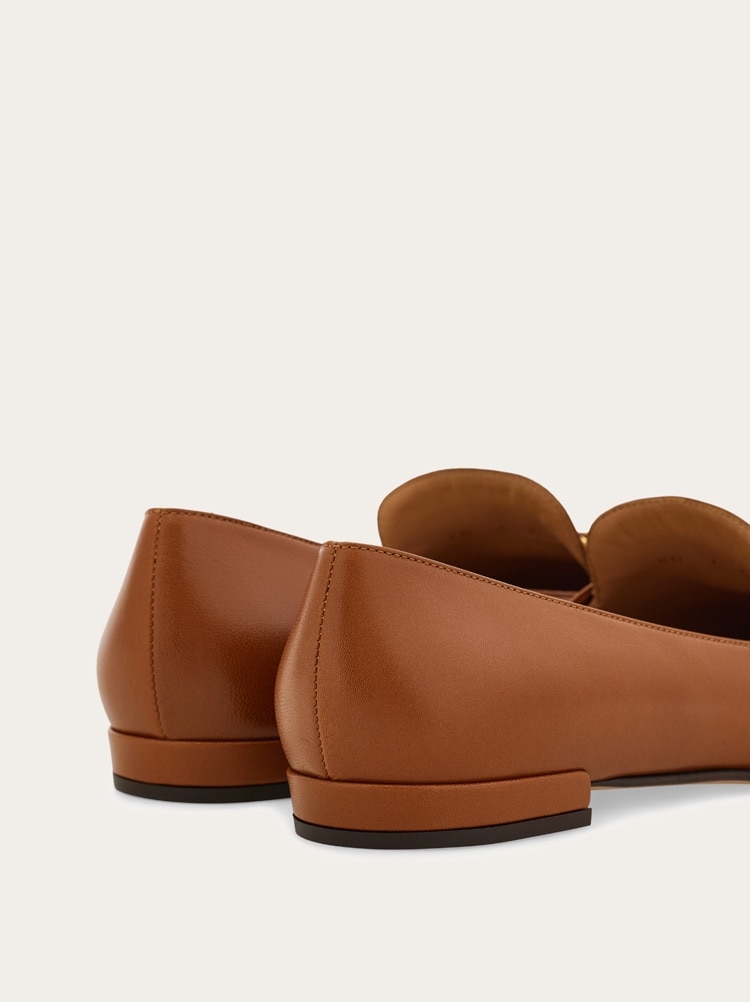 Gancini ornament loafer Gallery image 5