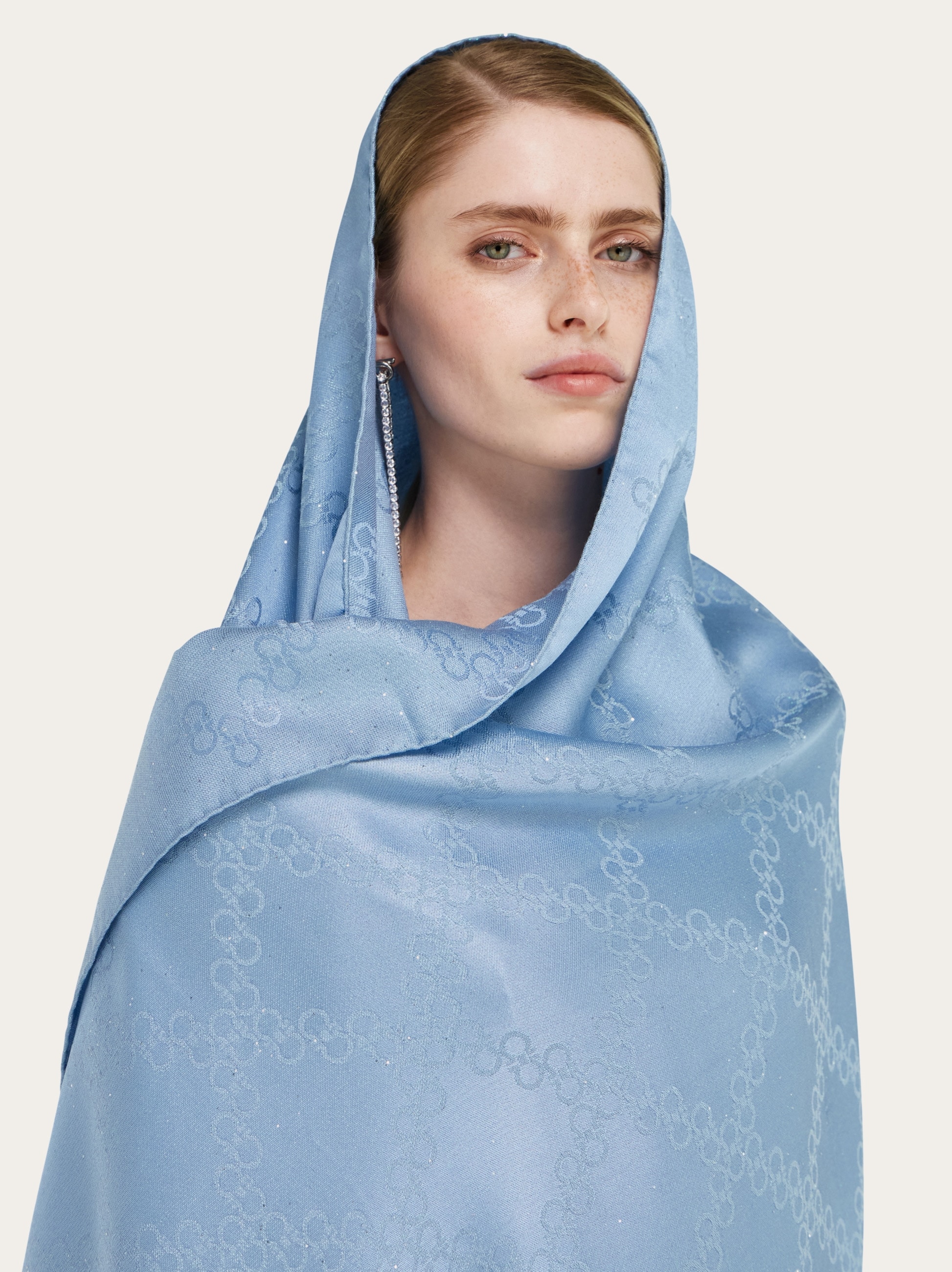 Gancini jacquard stole - Women | Ferragamo