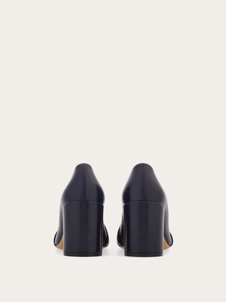 Gancini ornament pump with bock heel Gallery image 4