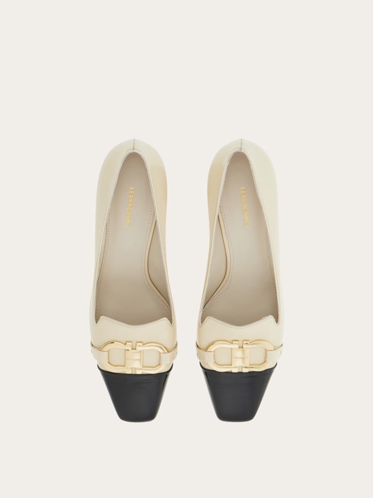Gancini ornament pump Gallery image 3