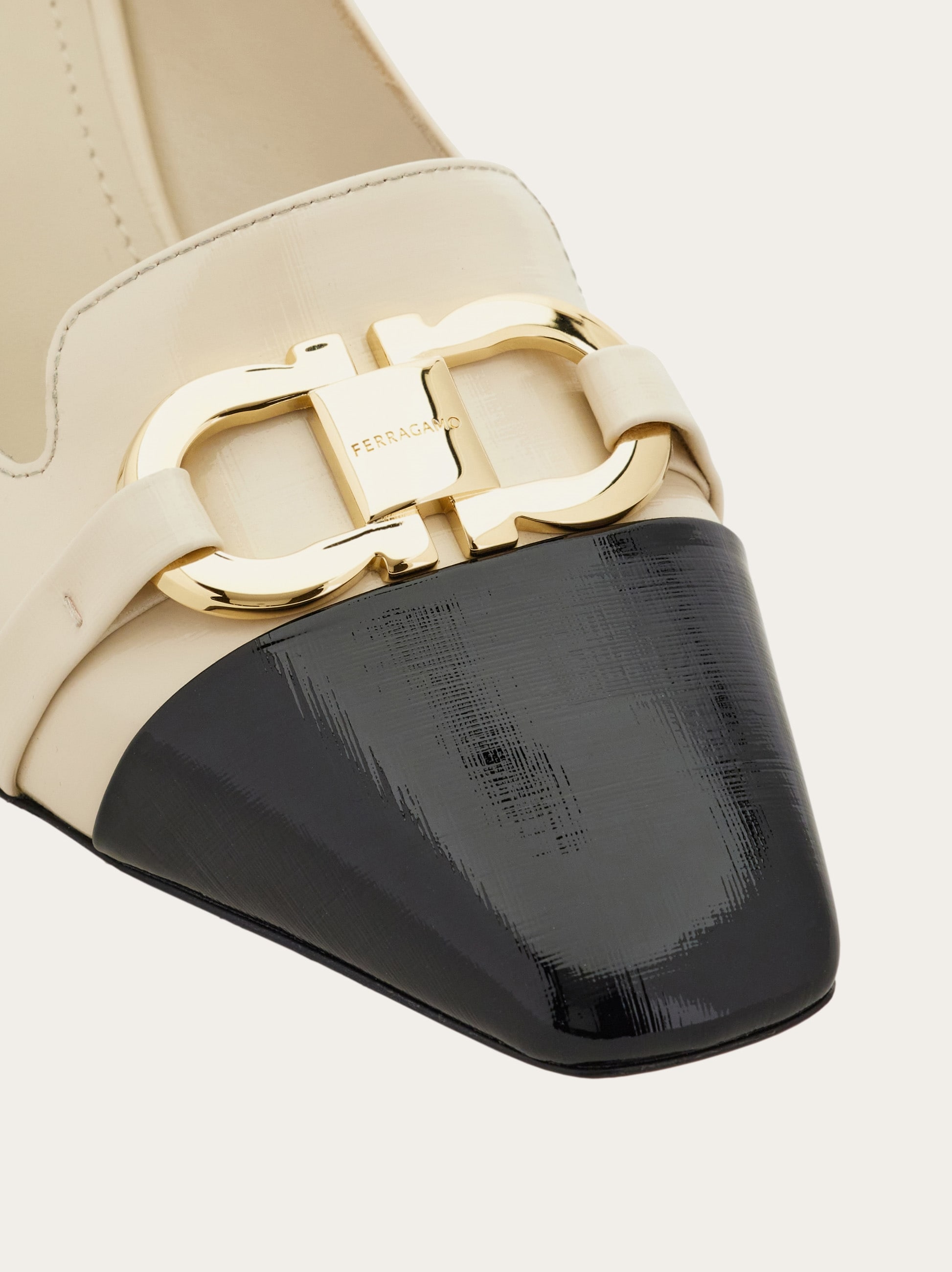 Gancini ornament pump - Women | Ferragamo