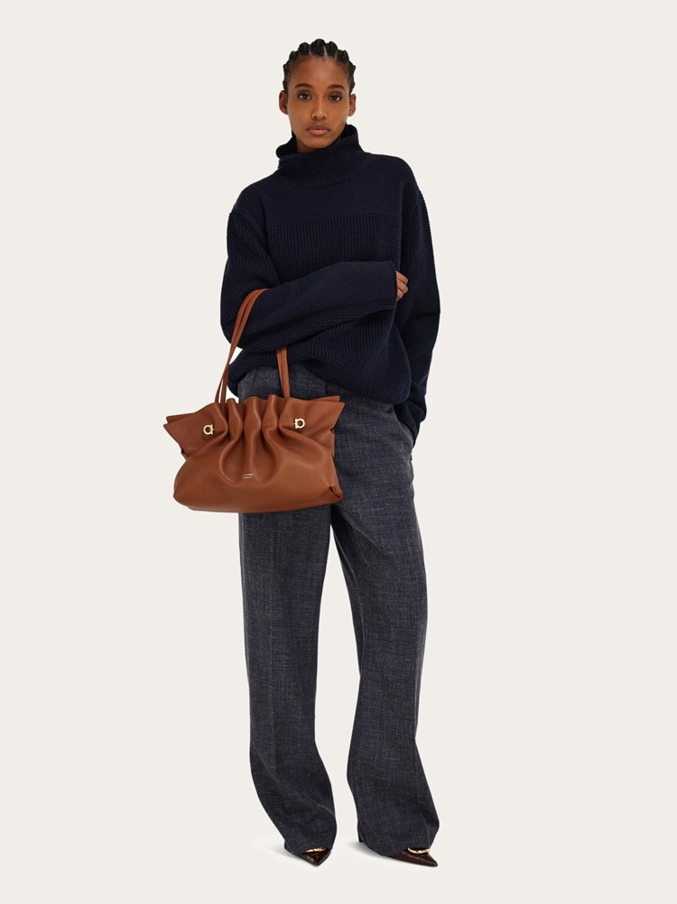 Ferragamo Soft-bag (M) Gallery image 2