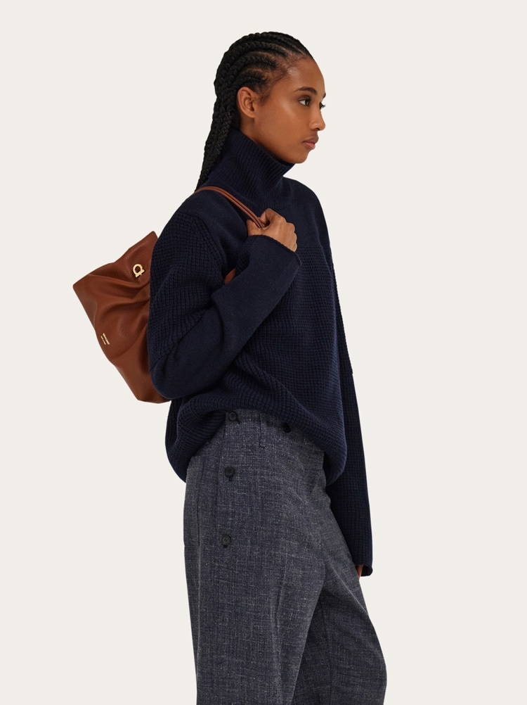 Ferragamo Soft-bag (S) Gallery image 2