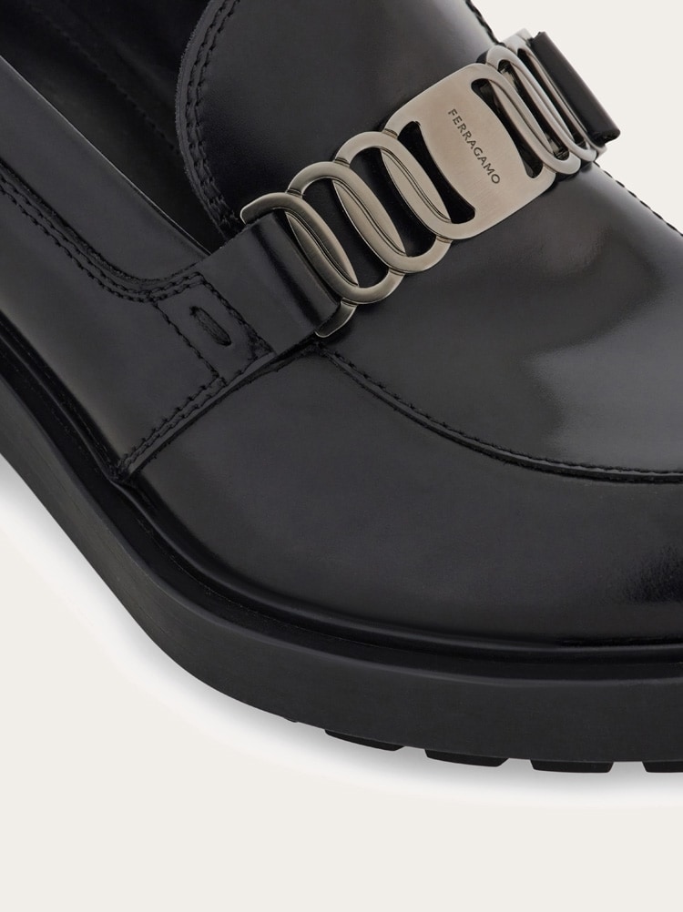 Loafers Vara chain Gallery image 5