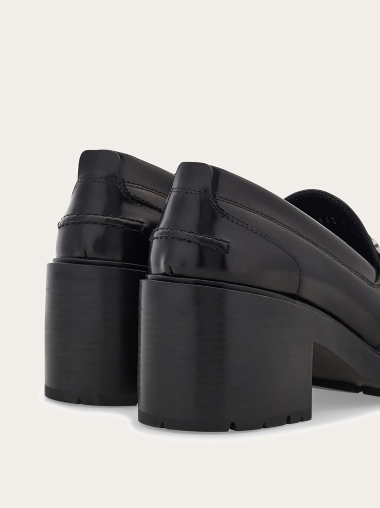 Loafers Vara chain Gallery image 6