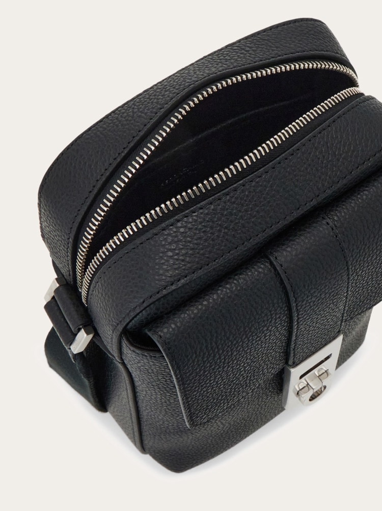Hug buckle cross body bag Gallery image 6