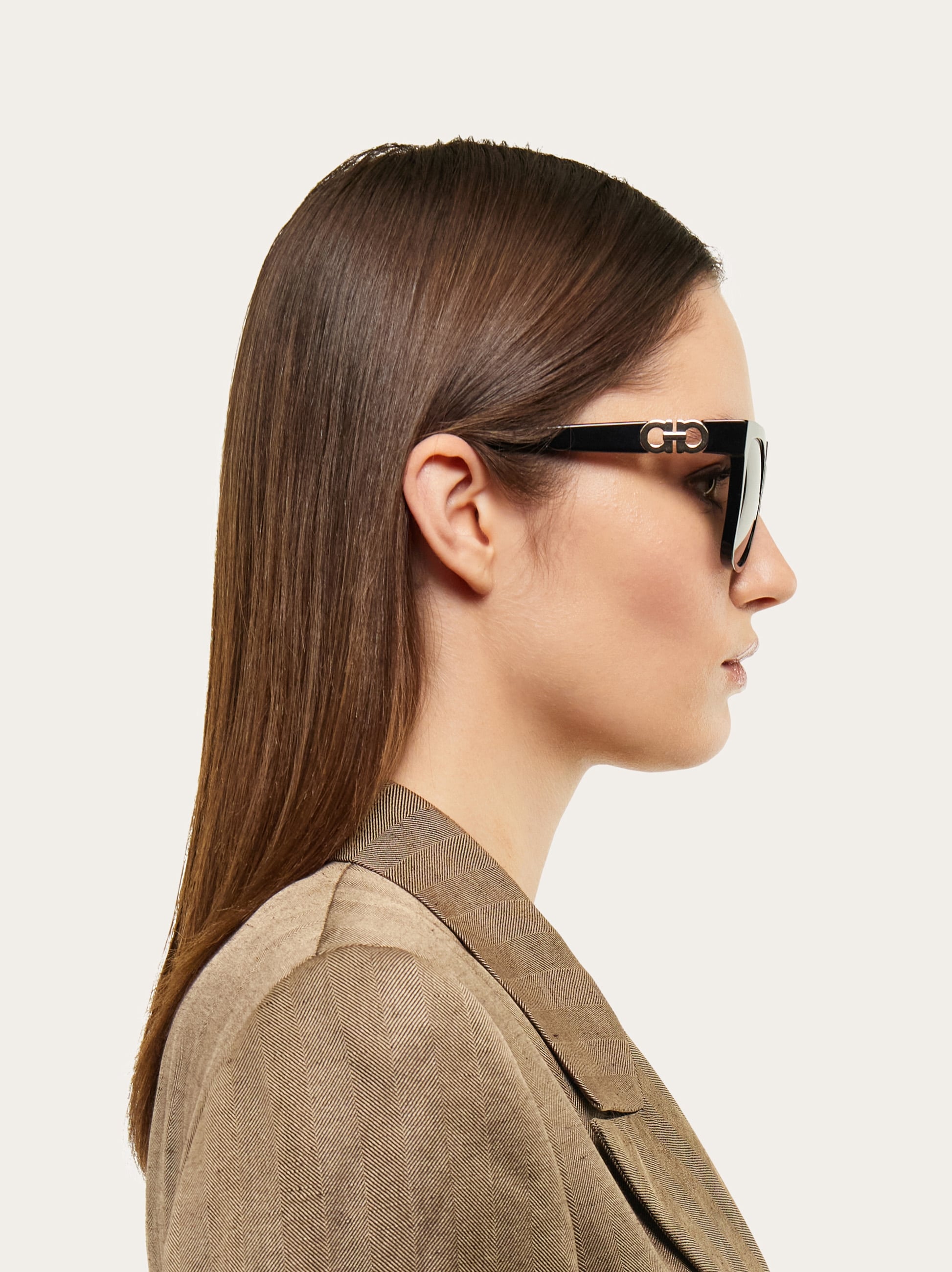Square frame sunglasses - Women | Ferragamo