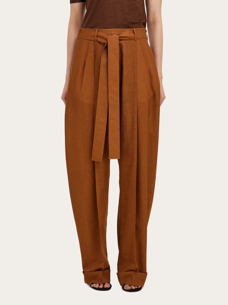 Pantalones barrel Gallery image 2