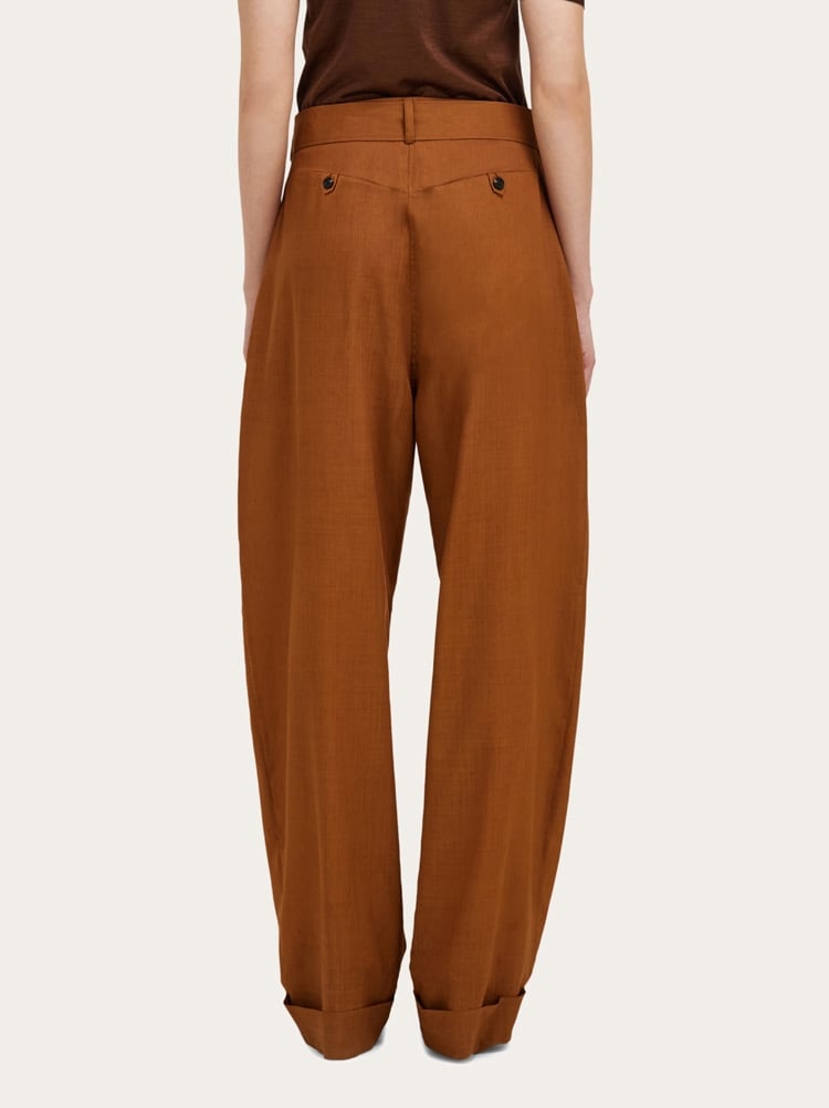 Pantalones barrel Gallery image 4