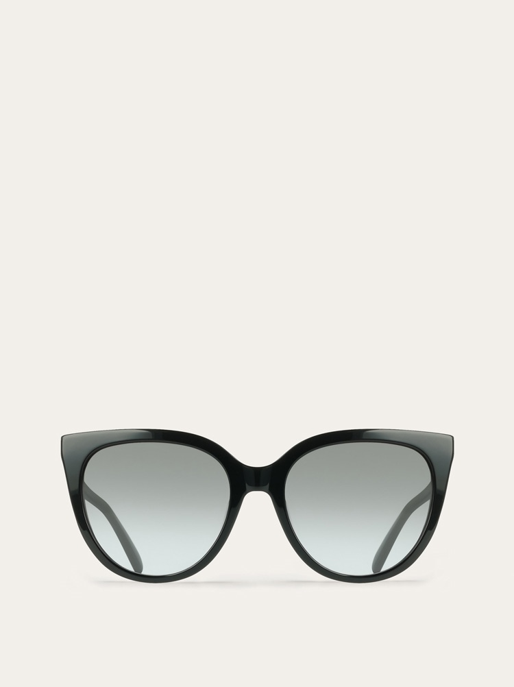 Sunglasses Gallery image 1