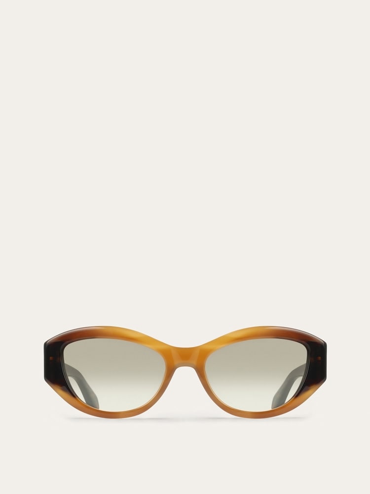 Oval frame sunglasses Gallery image 1