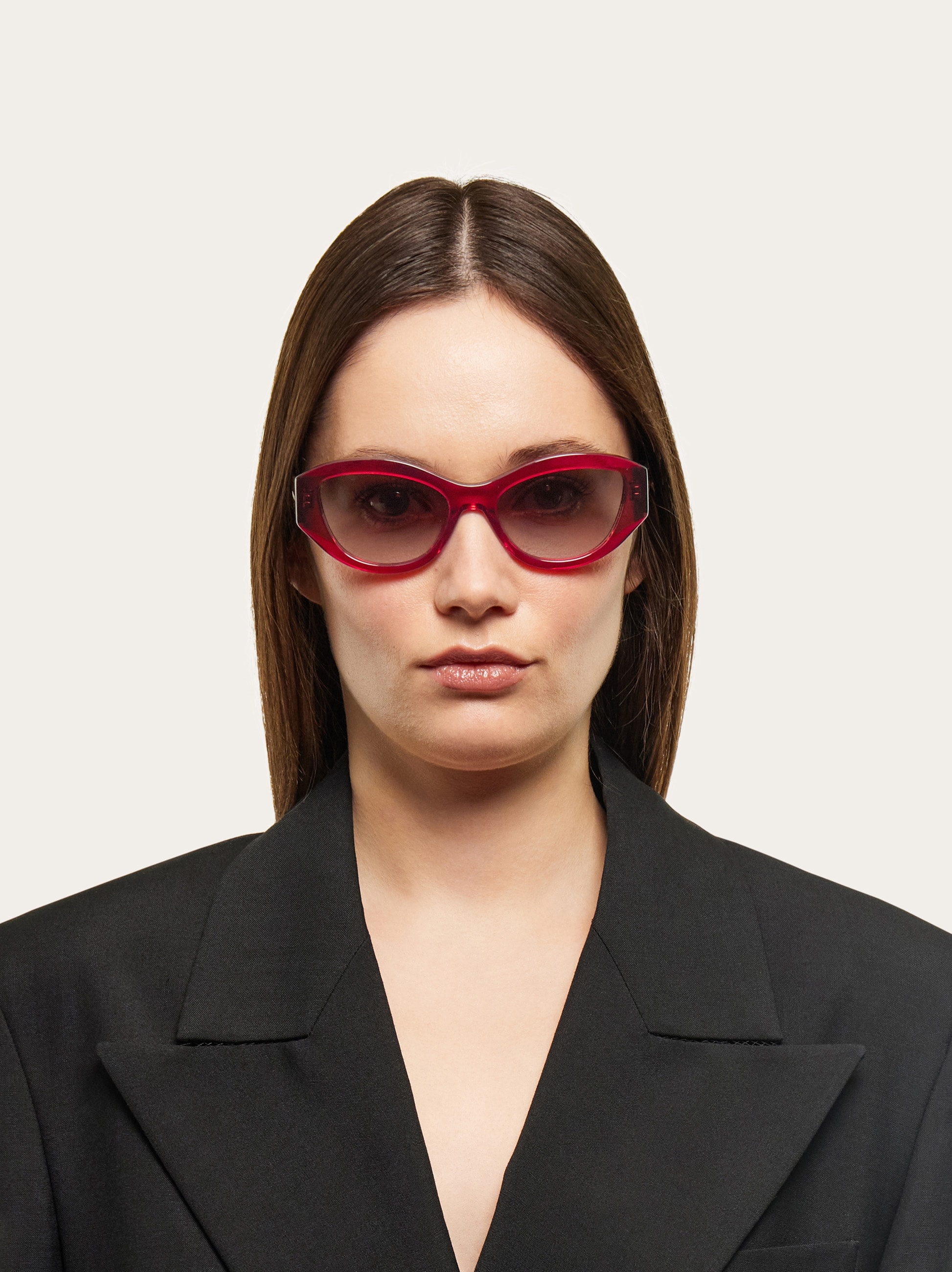 Oval frame sunglasses - Women | Ferragamo