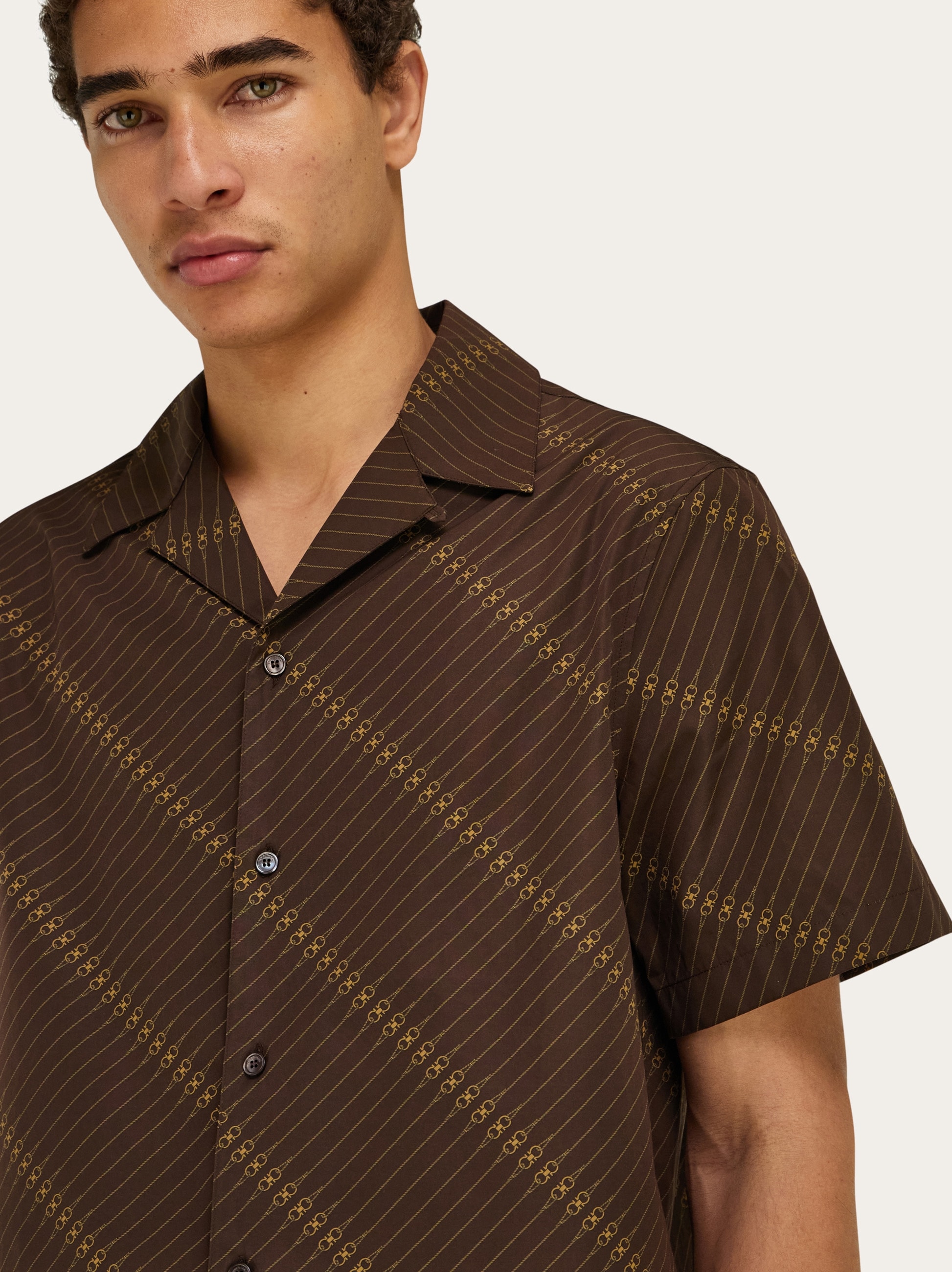 Short sleeve bowling shirt - Men | Ferragamo