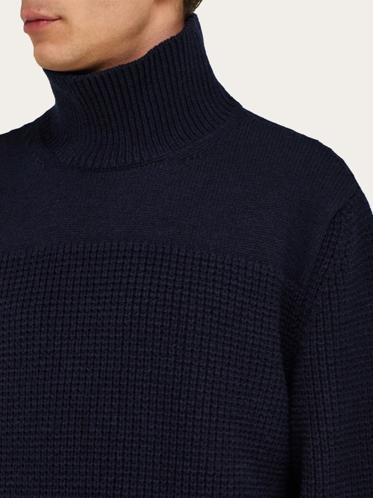 High neck knitted sweater Gallery image 4