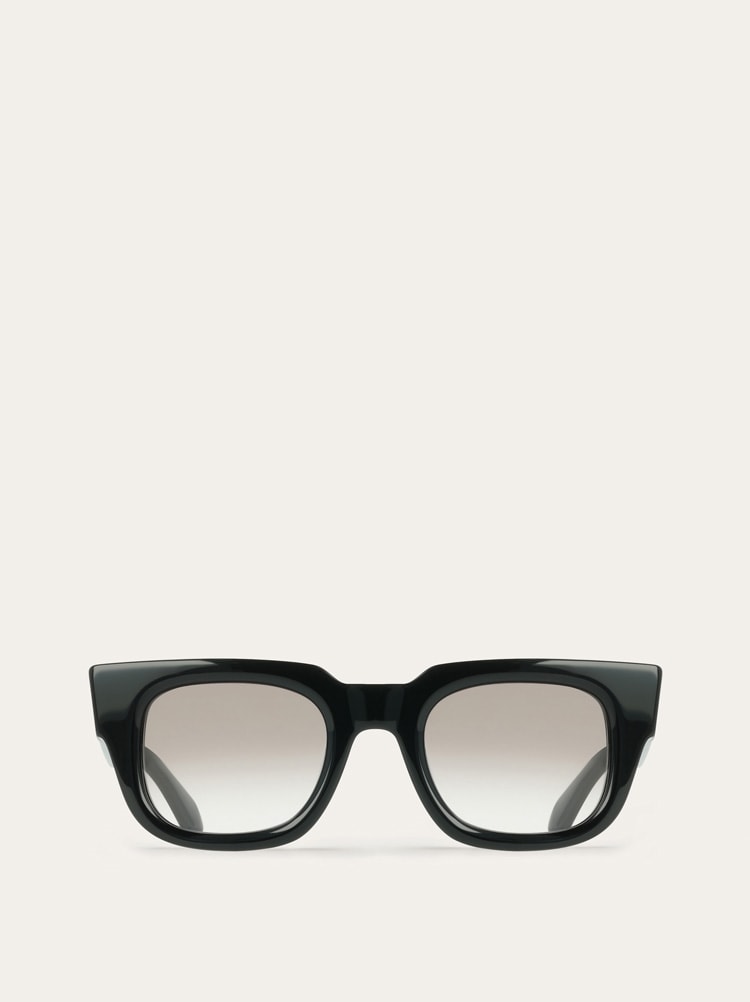 Sunglasses Gallery image 1