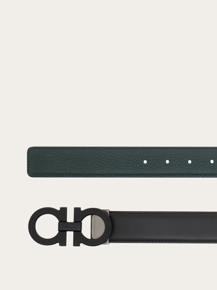 Reversible and adjustable knurled Gancini belt Gallery image 2