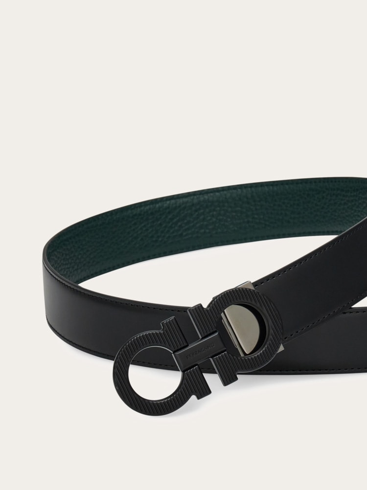 Reversible and adjustable knurled Gancini belt Gallery image 5