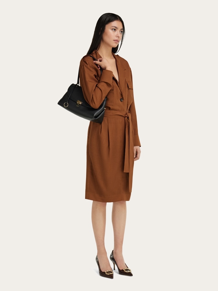 Bolso de hombro Ferragamo Sofia 2026 (M) Gallery image 2