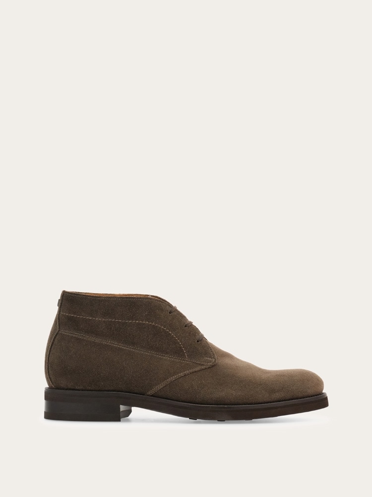 Suede desert boot Gallery image 1
