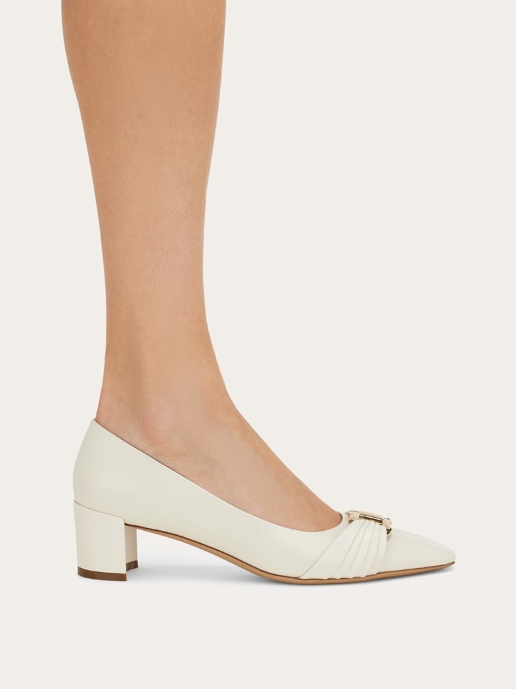 Gancini ornament pump Gallery image 4