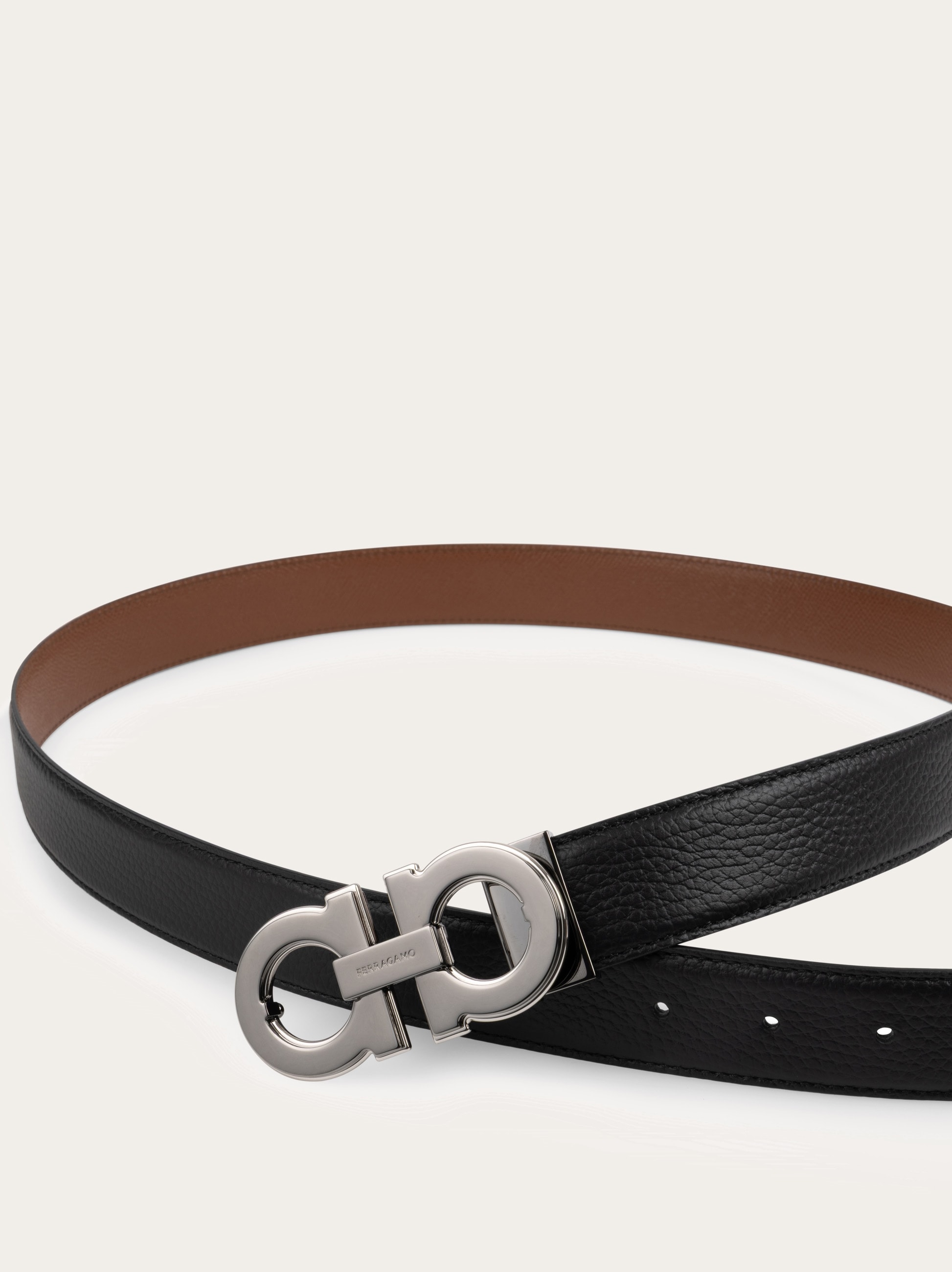Salvatore Ferragamo ガンチーニ ベルト バックル リバーシブルベルト&スイッチバックルセット - メンズ | Ferragamo