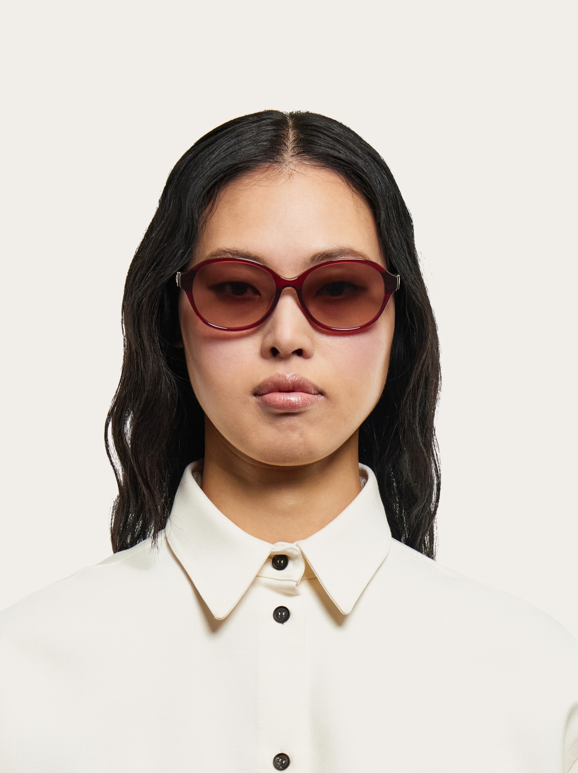 オーバルフレームサングラス - ウィメンズ | Ferragamo