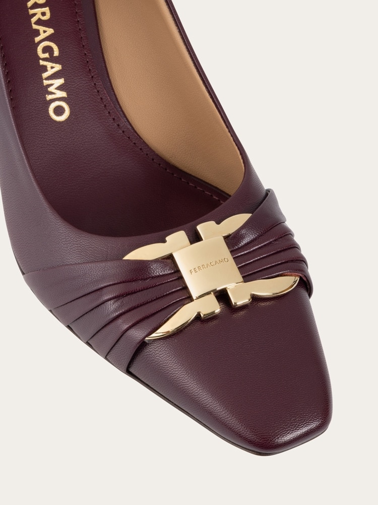 Gancini ornament pump with bock heel Gallery image 5