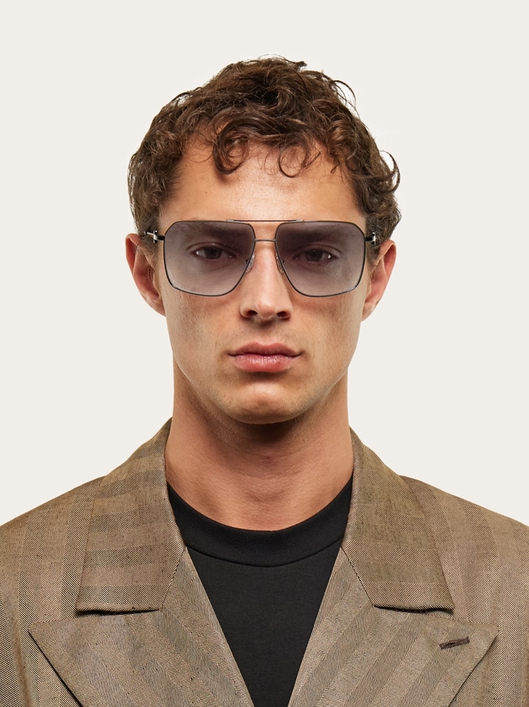 Navigator frame sunglasses Gallery image 3