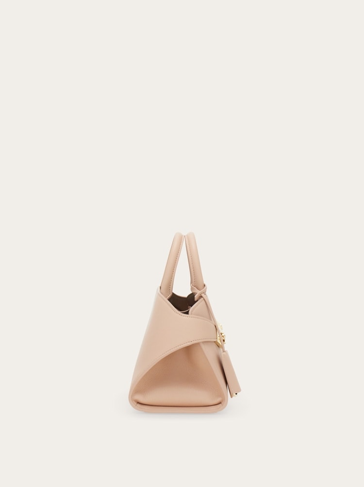 Hug handbag (XS) Gallery image 4