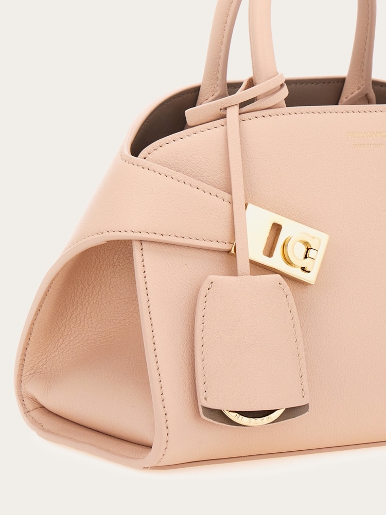 Hug handbag (XS) Gallery image 8