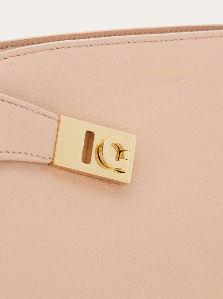 Hug crossbody bag Gallery image 8