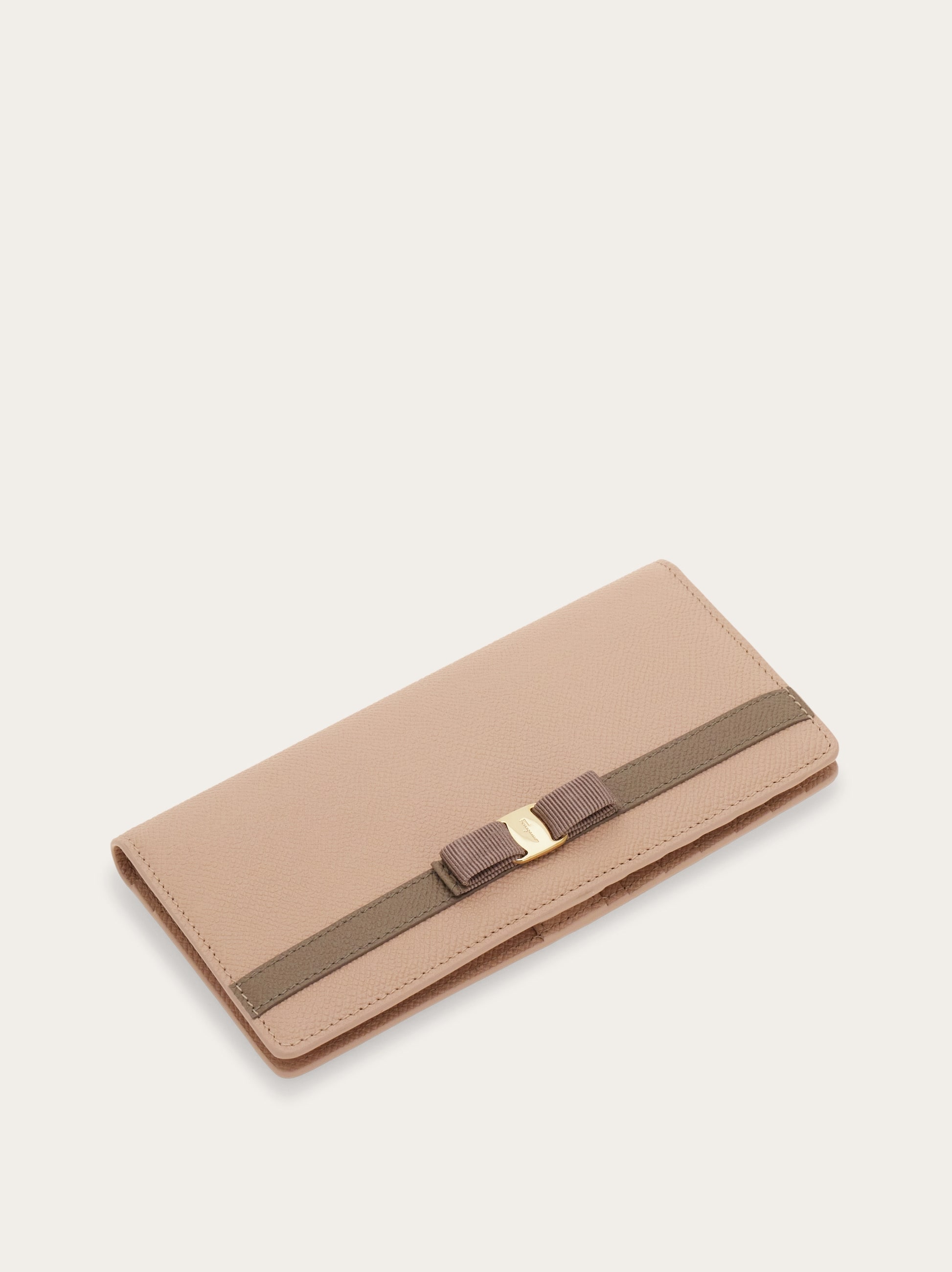 日本限定商品】ヴァラ リボン ウォレット - ウィメンズ | Ferragamo