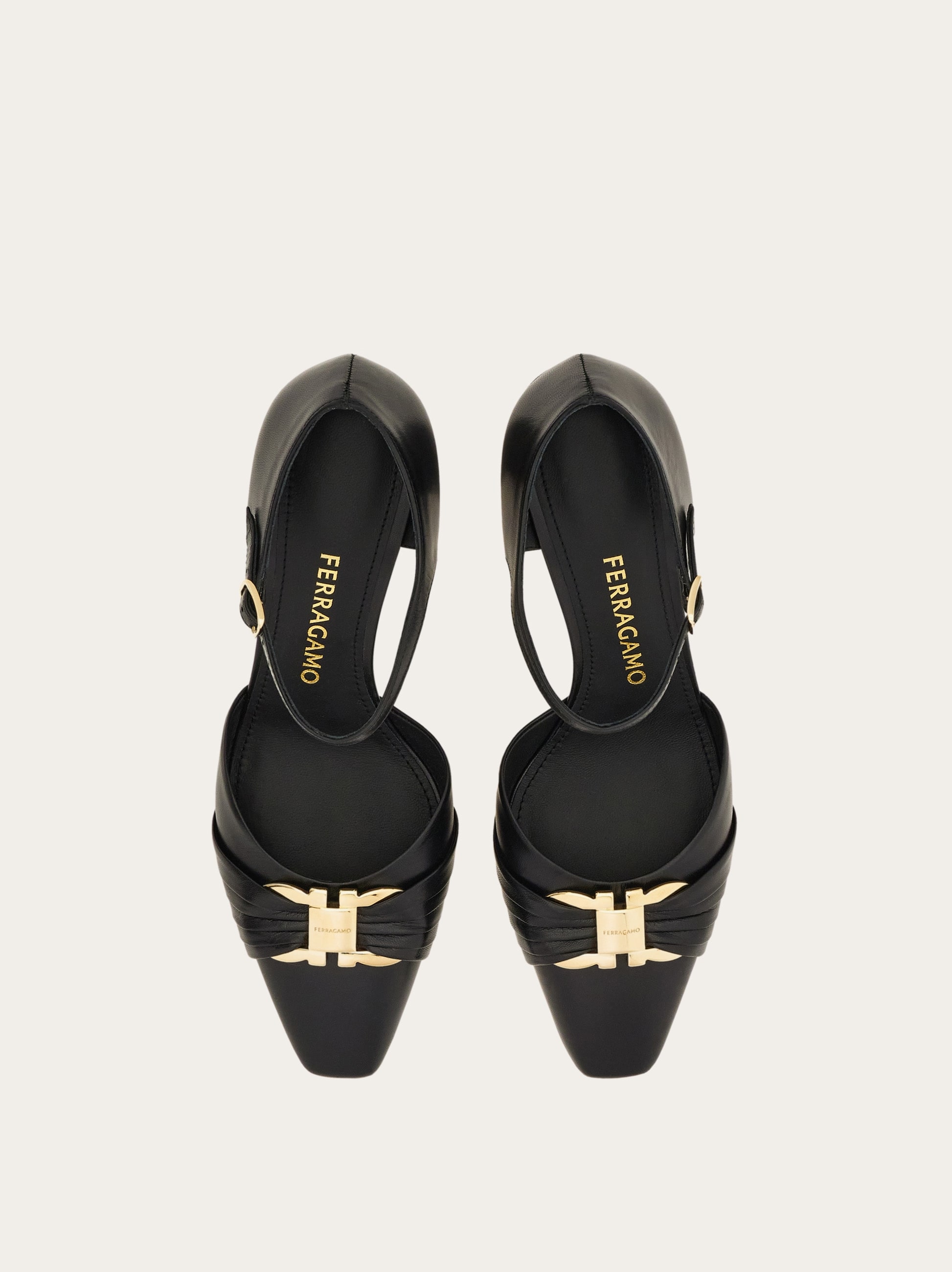 ガンチーニ ストラップパンプス - ウィメンズ | Ferragamo