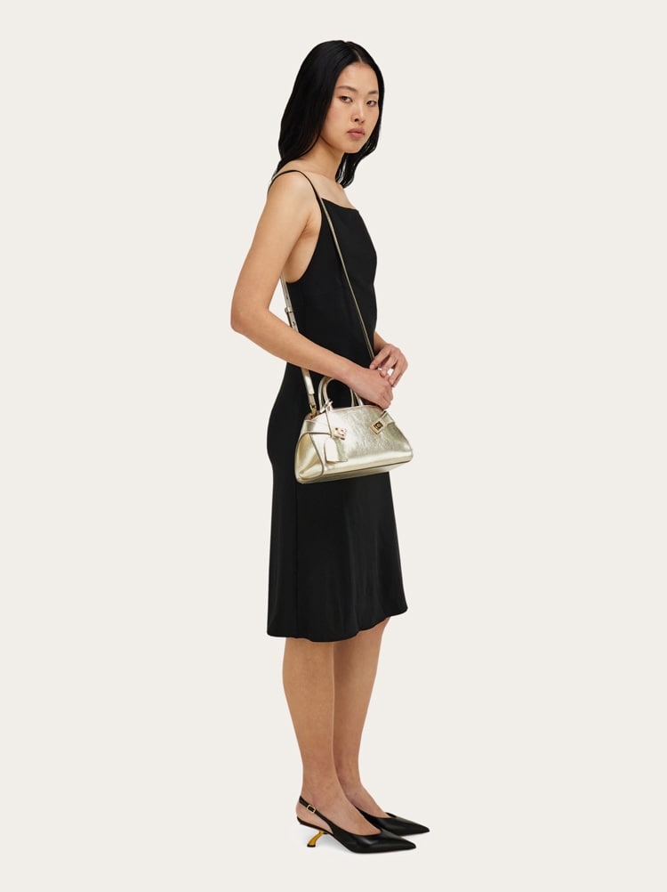 【日本限定商品】Hug ハンドバッグ(XS) Gallery image 3