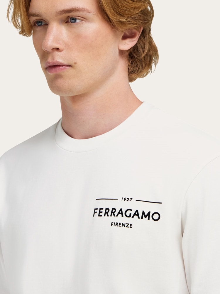 Logo T-shirt Gallery image 4