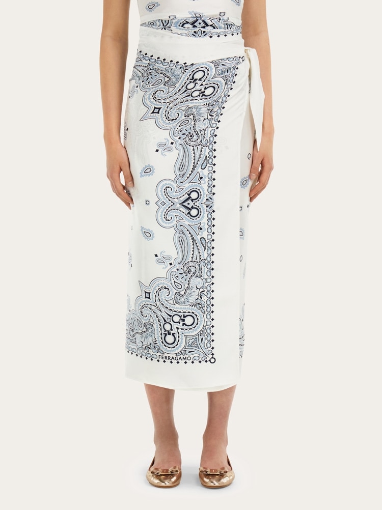Arabesque print silk stole Gallery image 3