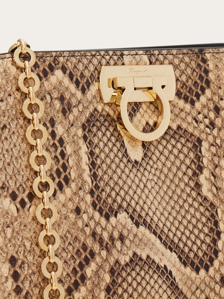Diana clutch Gallery image 8