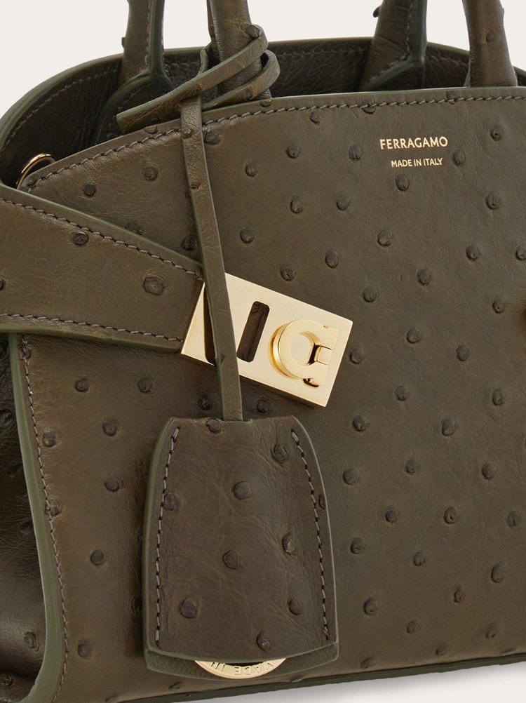 Hug handbag (S) Gallery image 8