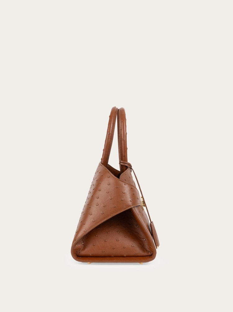 Hug handbag (M) Gallery image 2