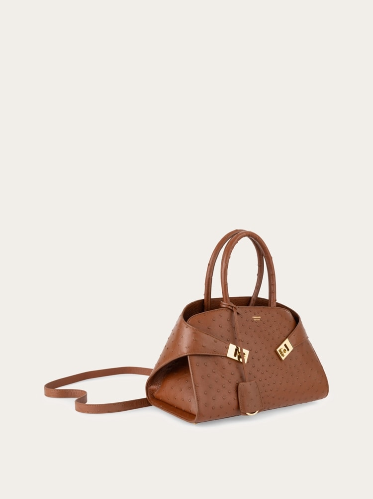Hug handbag (M) Gallery image 5