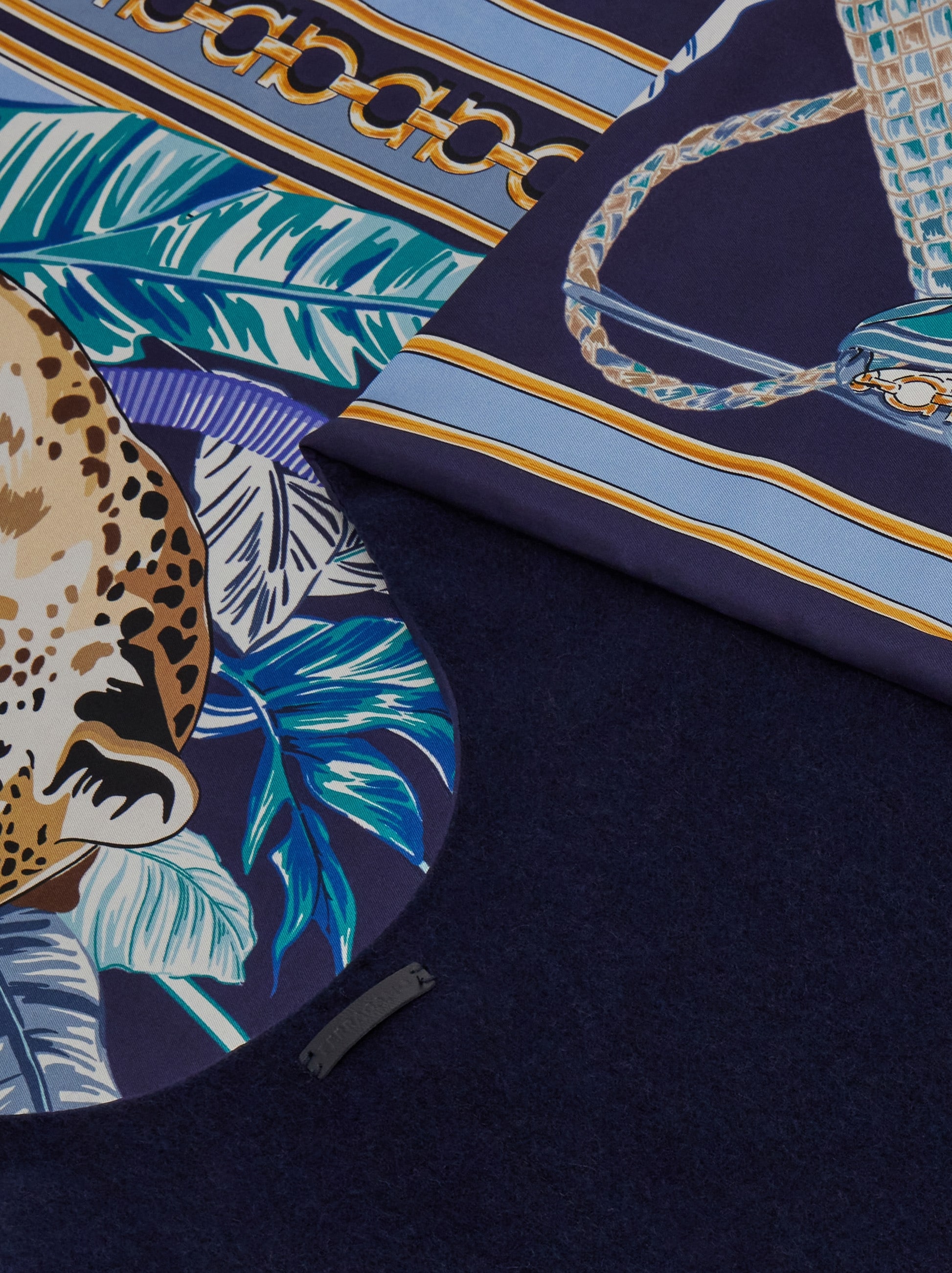 Feline print cashmere and silk reversible cape - Women | Ferragamo