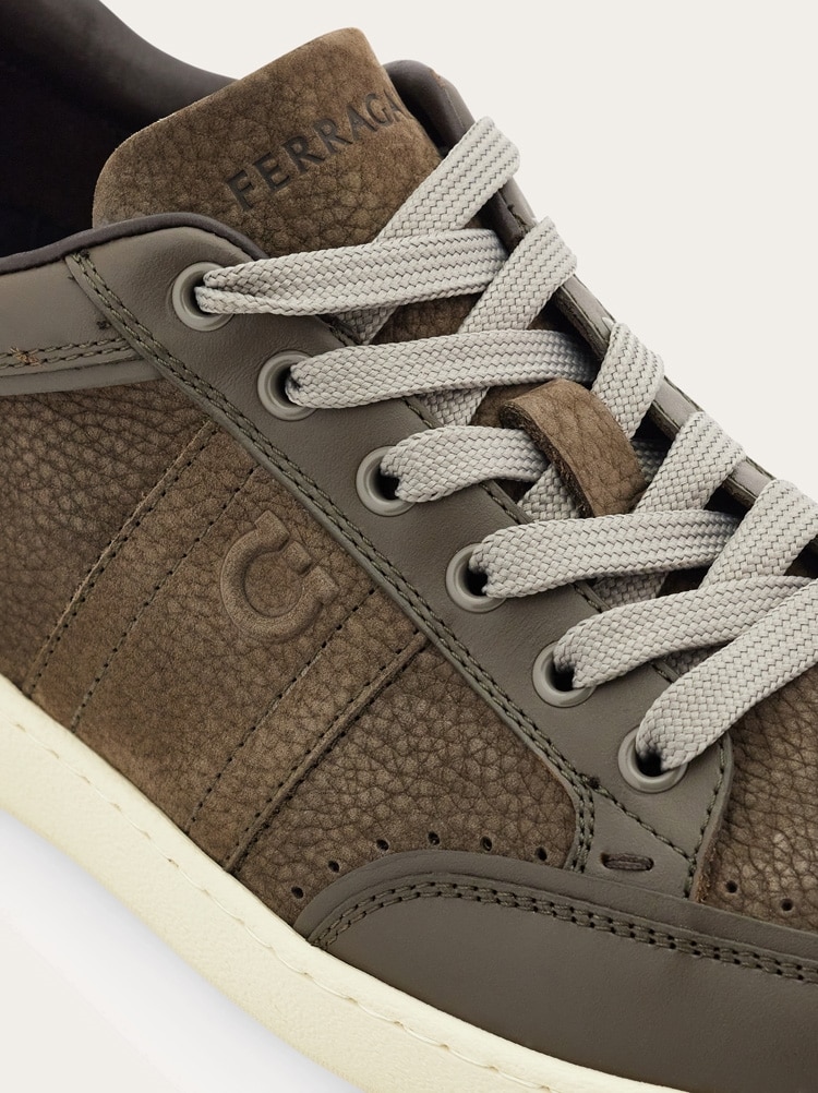Low-top sneaker with signature Gallery image 3