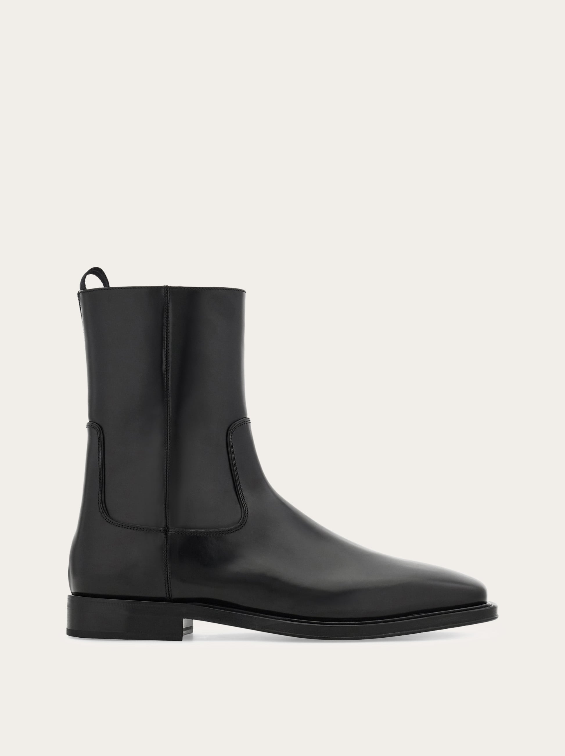 Ferragamo Spider Ankle Boots - Wide Width Black Mens Ferragamo Mens Florentia Contrasting Insert Ankle Boots  main image 4