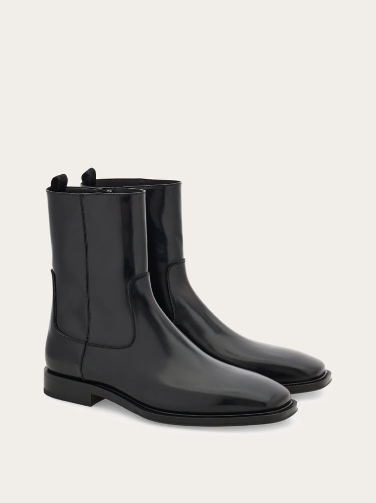 Ankle boot Gallery image 2