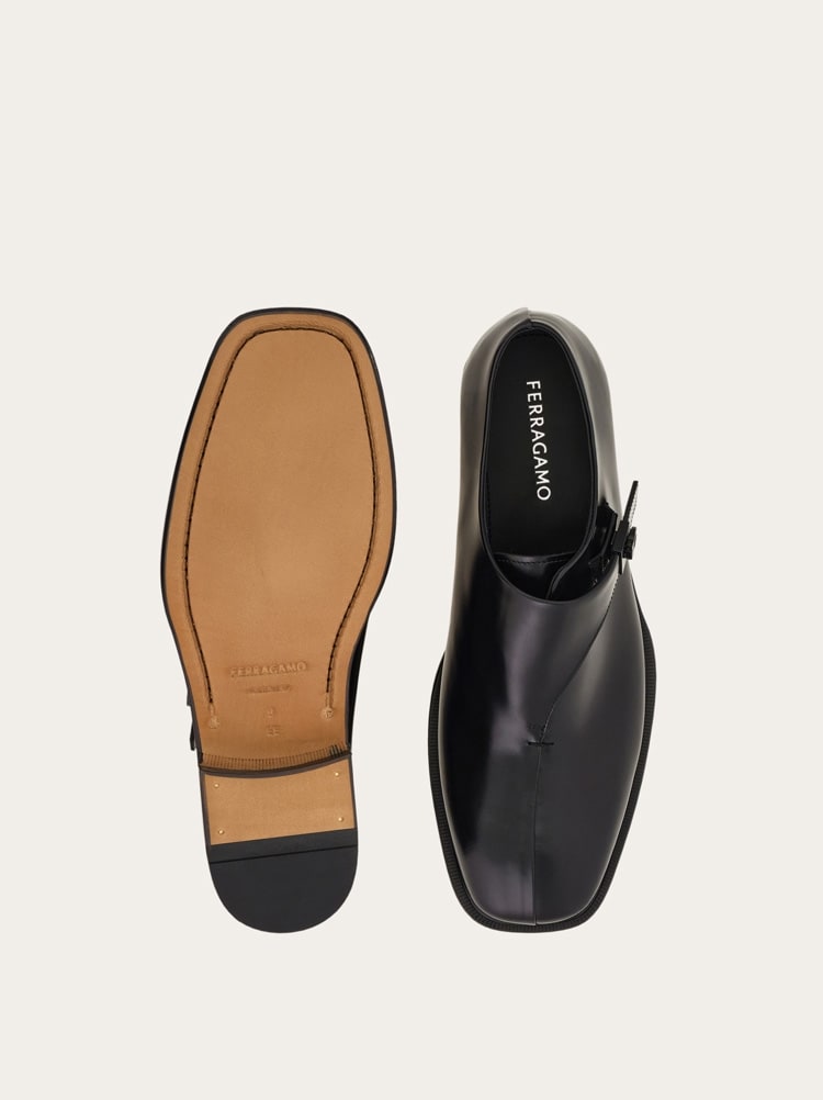 Derby shoe with Hug buckle Gallery image 5