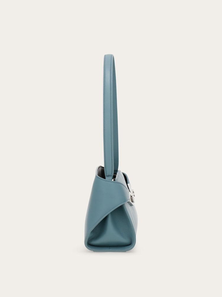 Hug East-West shoulder bag Gallery image 3