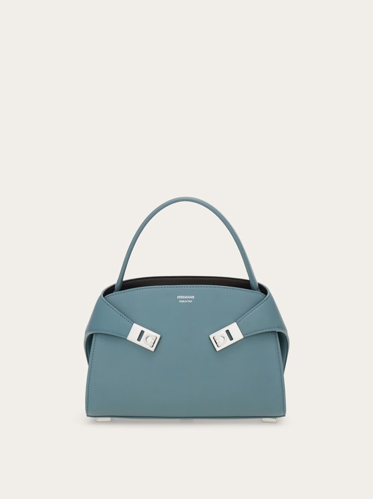 Hug soft bicolor handbag (XS) Gallery image 1